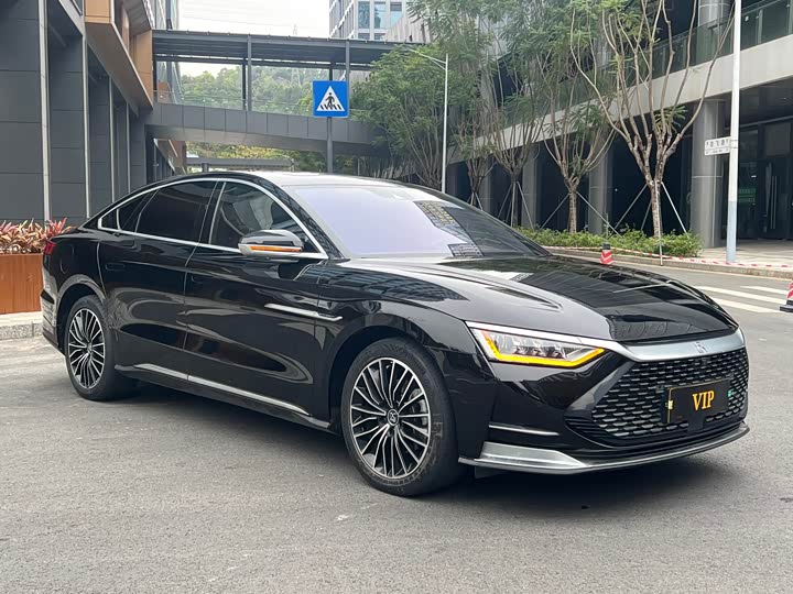 Фото 3 - BYD Han