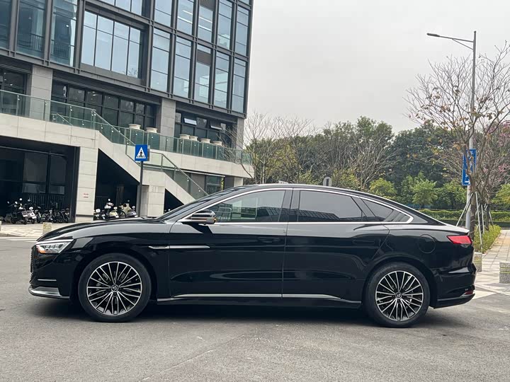 Фото 4 - BYD Han