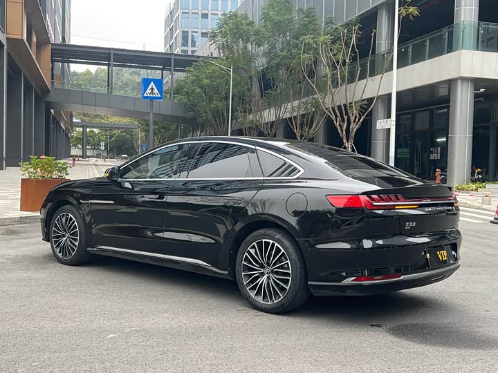 Фото 5 - BYD Han