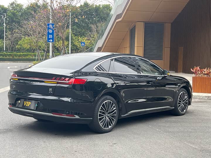 Фото 7 - BYD Han