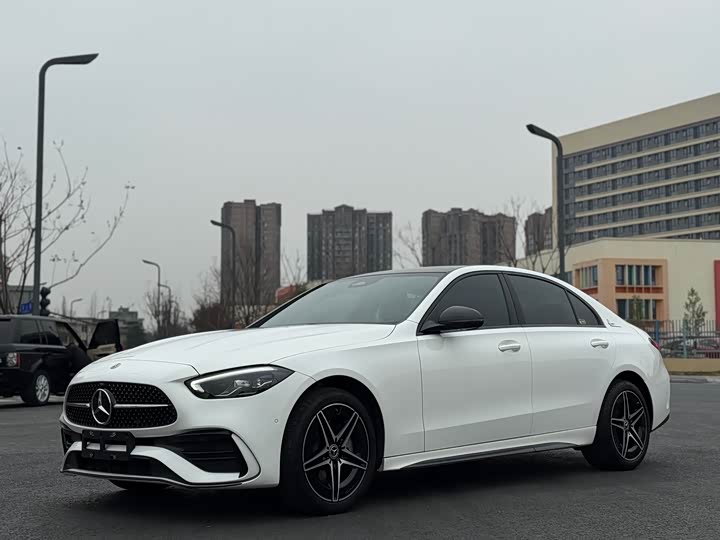 Фото 1 - Mercedes-Benz C-Class