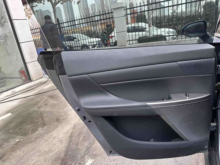 Фото 5 - Dongfeng Yipai eπ 007