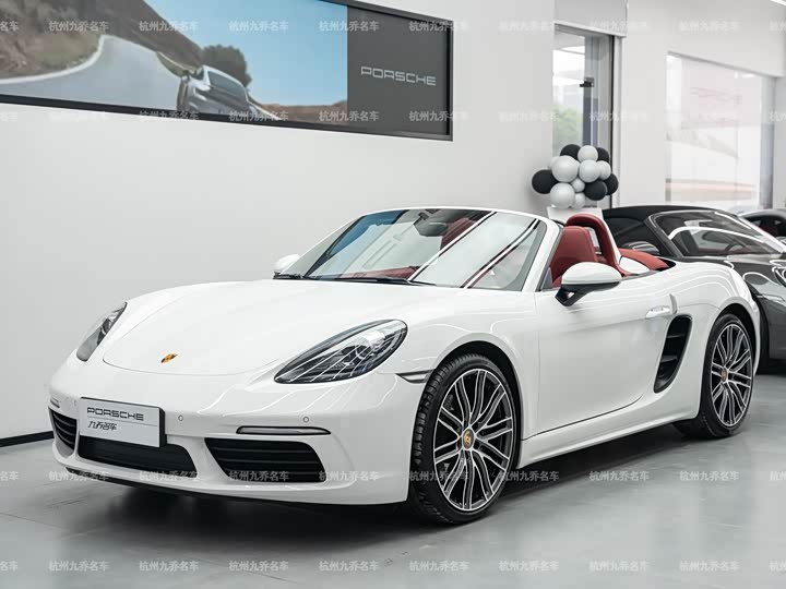 Фото 1 - Porsche 718