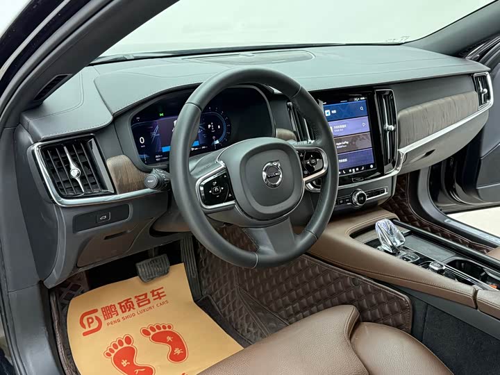 Фото 5 - Volvo S90