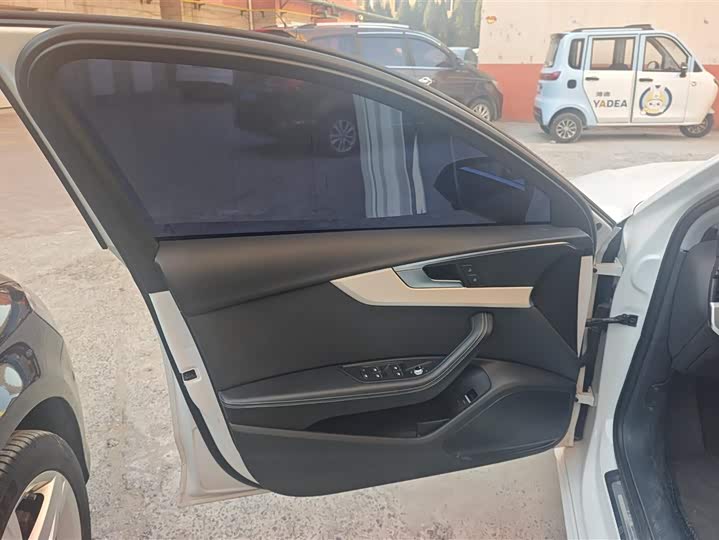 Фото 7 - Audi A4L