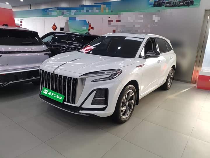 Фото 2 - Hongqi HS3 Hybrid