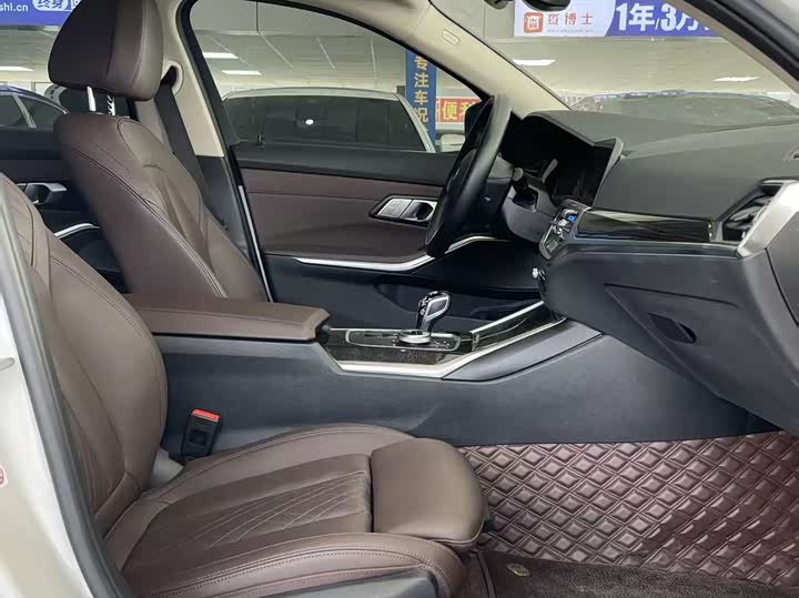 Фото 6 - BMW 3 Series