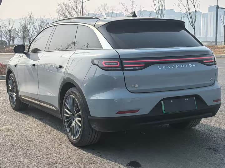 Фото 9 - Leapmotor C11