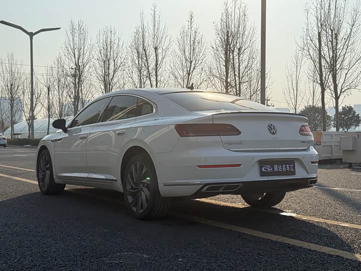 Фото 7 - Volkswagen CC