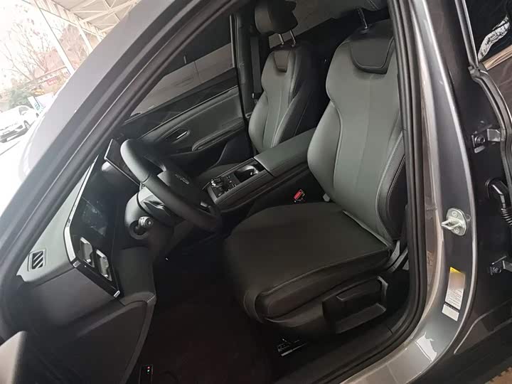 Фото 7 - BYD Qin L