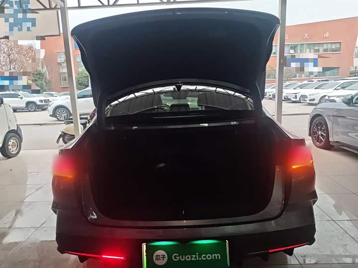 Фото 9 - BYD Qin L