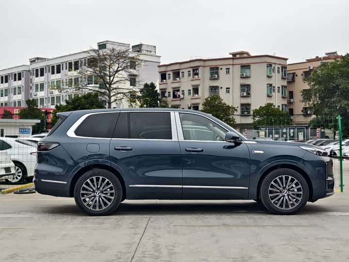 Фото 4 - Geely Galaxy M9