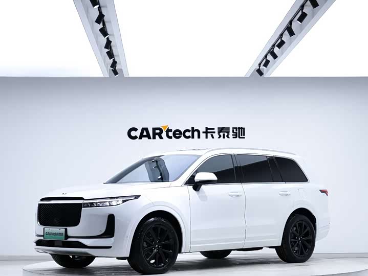 Фото 1 - LiXiang One