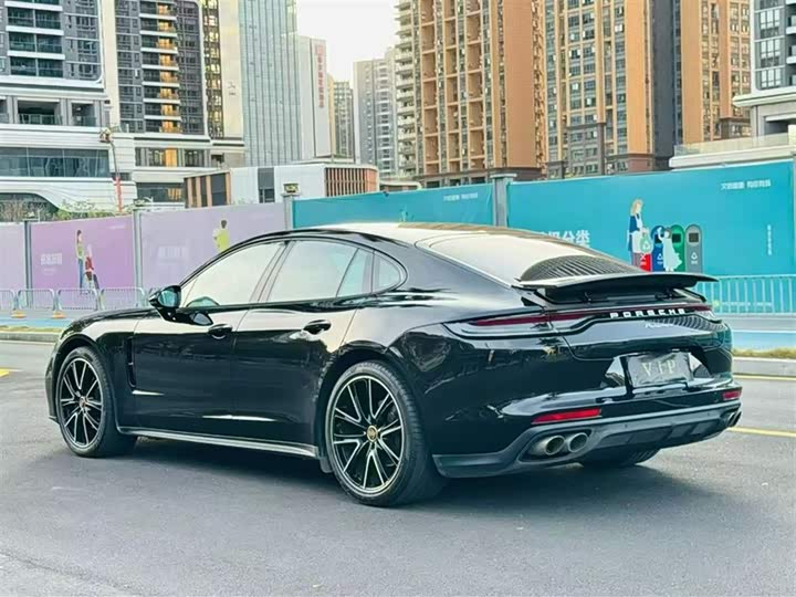 Фото 7 - Porsche Panamera