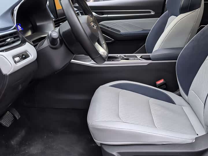 Фото 5 - Geely Emgrand