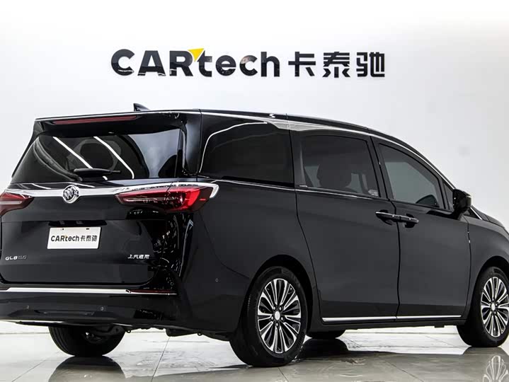 Фото 6 - Buick GL8 ES