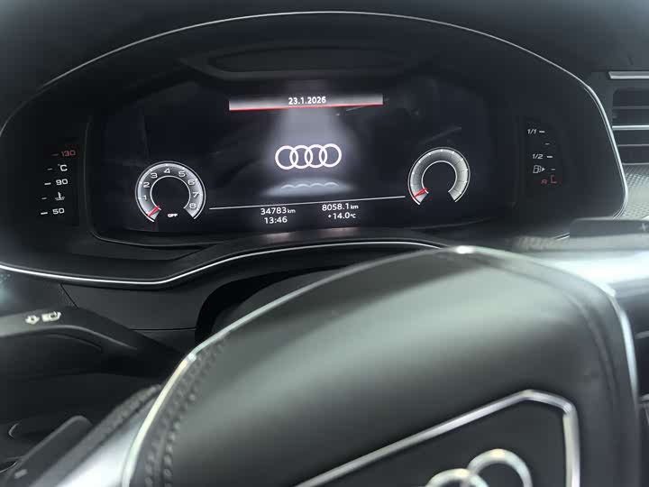 Фото 7 - Audi A6L