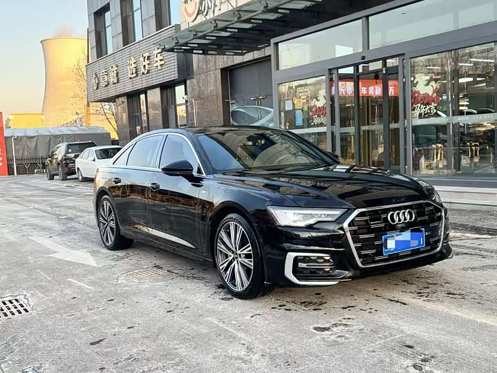 Фото 3 - Audi A6L