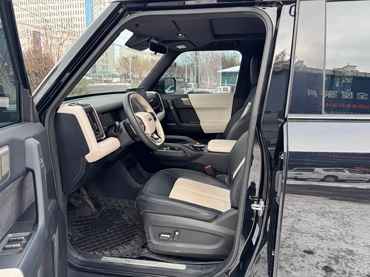 Фото 8 - Chery iCar 03T