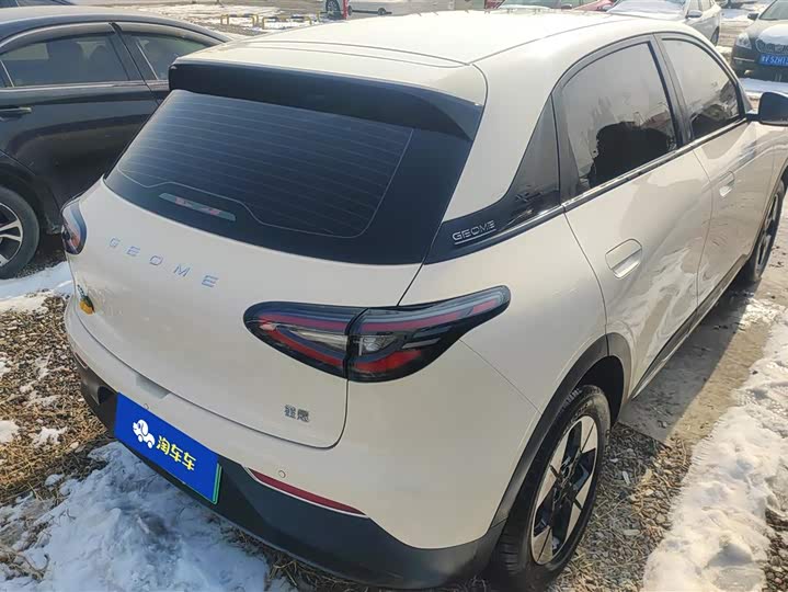 Фото 3 - Geely Galaxy Geome