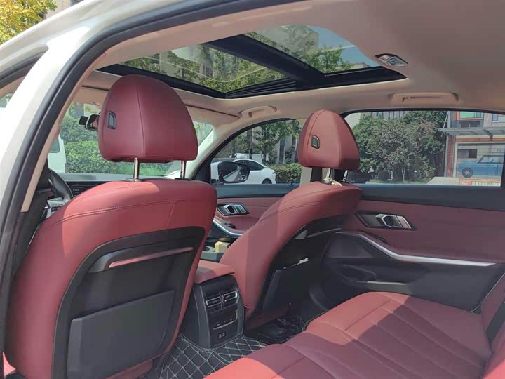 Фото 8 - BMW 3 Series