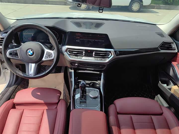 Фото 9 - BMW 3 Series