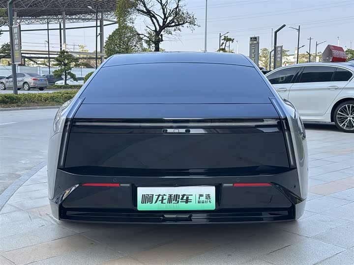 Фото 7 - XPeng P7