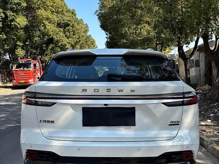 Фото 6 - Roewe RX5