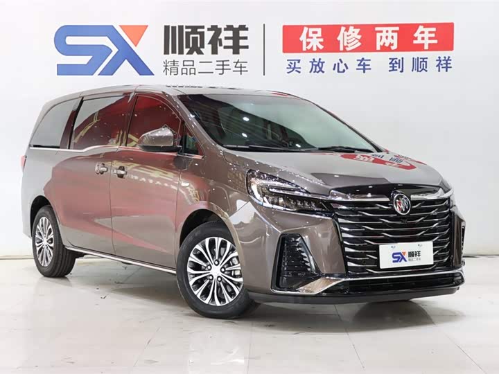 Фото 3 - Buick GL8 ES