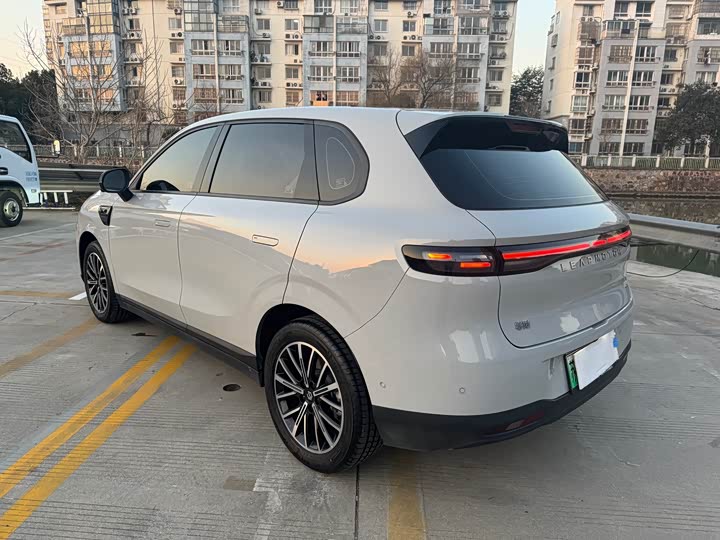 Фото 4 - Leapmotor B10