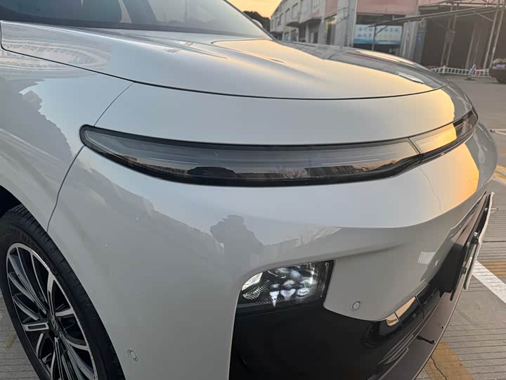 Фото 9 - Leapmotor B10