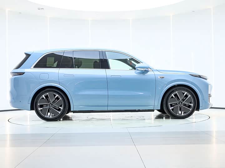 Фото 7 - LiXiang L8