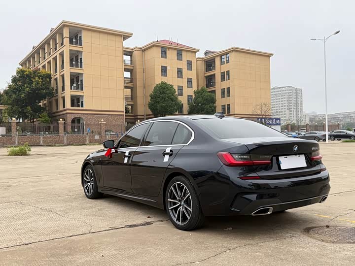 Фото 8 - BMW 3 Series