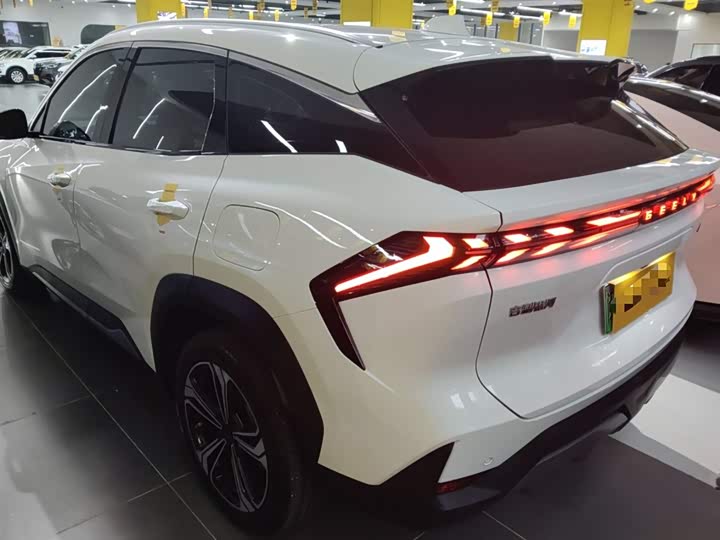 Фото 5 - Geely Galaxy L7