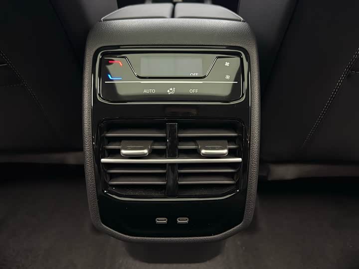 Фото 6 - Volkswagen Magotan