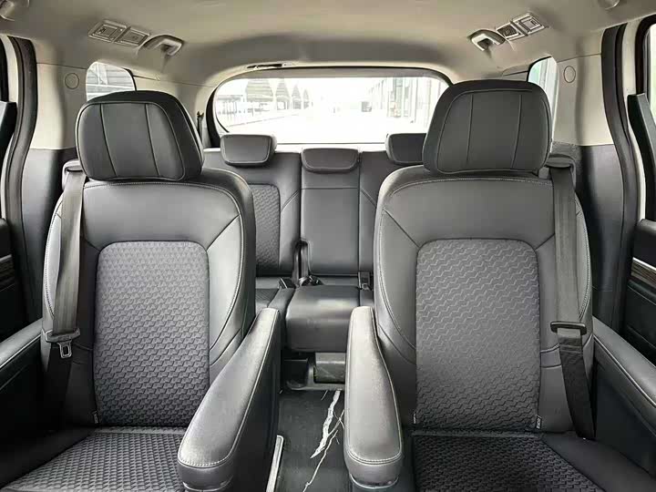 Фото 9 - GAC Trumpchi M8