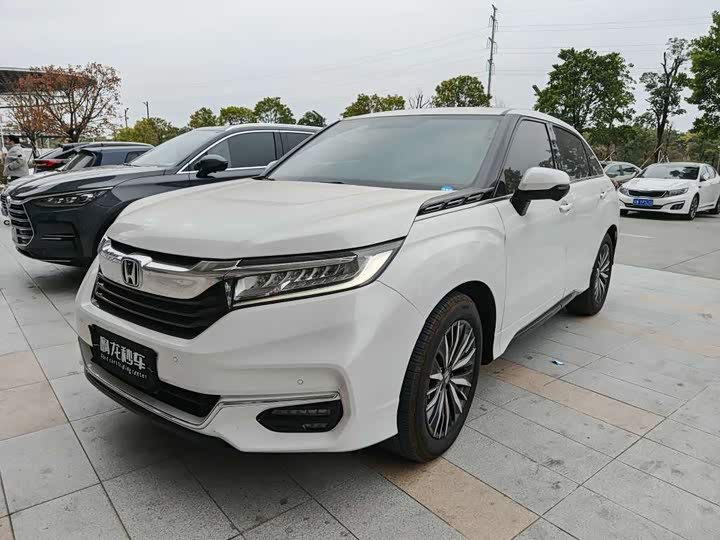 Фото 1 - Honda Avancier