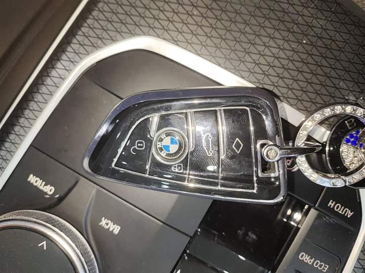 Фото 9 - BMW 3 Series