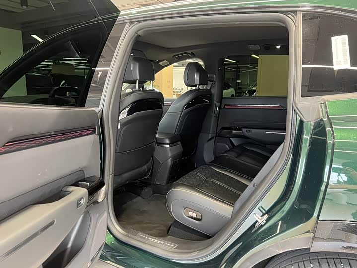 Фото 9 - Zeekr 7X