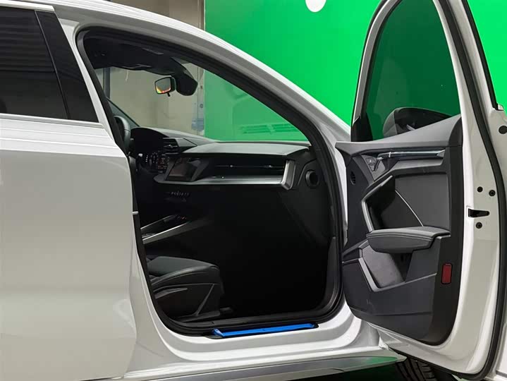 Фото 8 - Audi A3