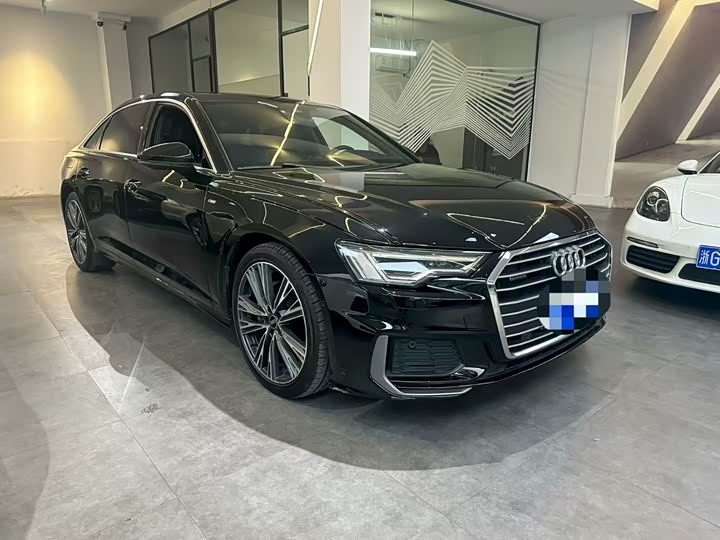 Фото 3 - Audi A6L