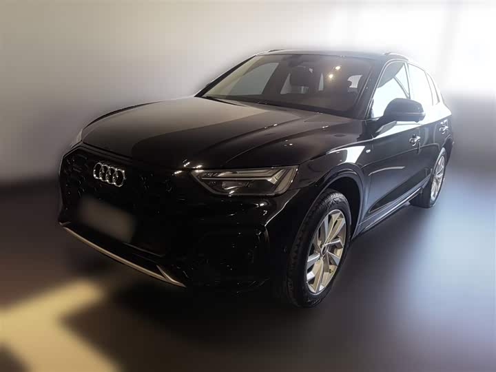 Фото 1 - Audi Q5L