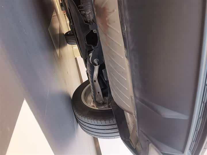 Фото 4 - Audi Q5L