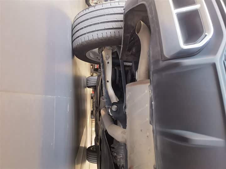 Фото 6 - Audi Q5L