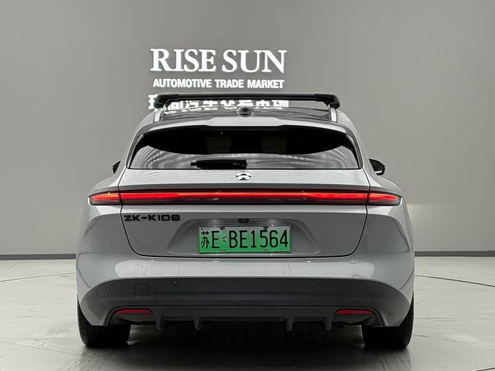 Фото 6 - Nio ET5T