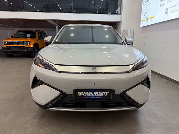 Фото 3 - BYD Yuan Plus