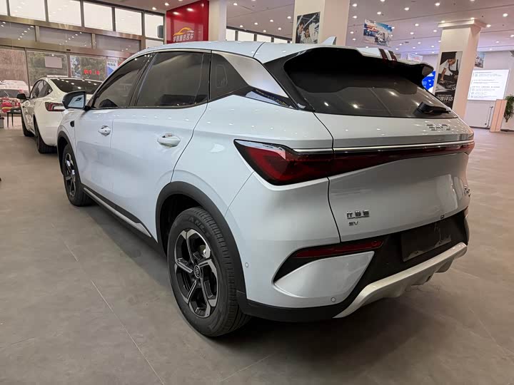 Фото 5 - BYD Yuan Plus