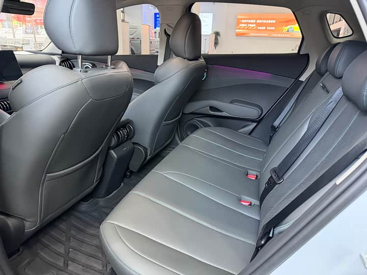 Фото 8 - BYD Yuan Plus