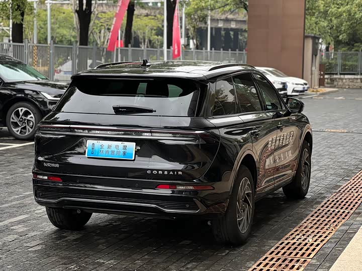 Фото 6 - Lincoln Corsair