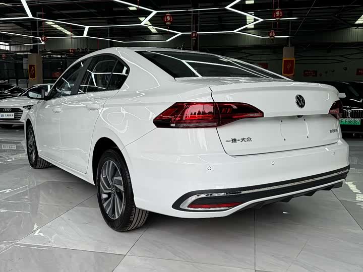 Фото 4 - Volkswagen Bora